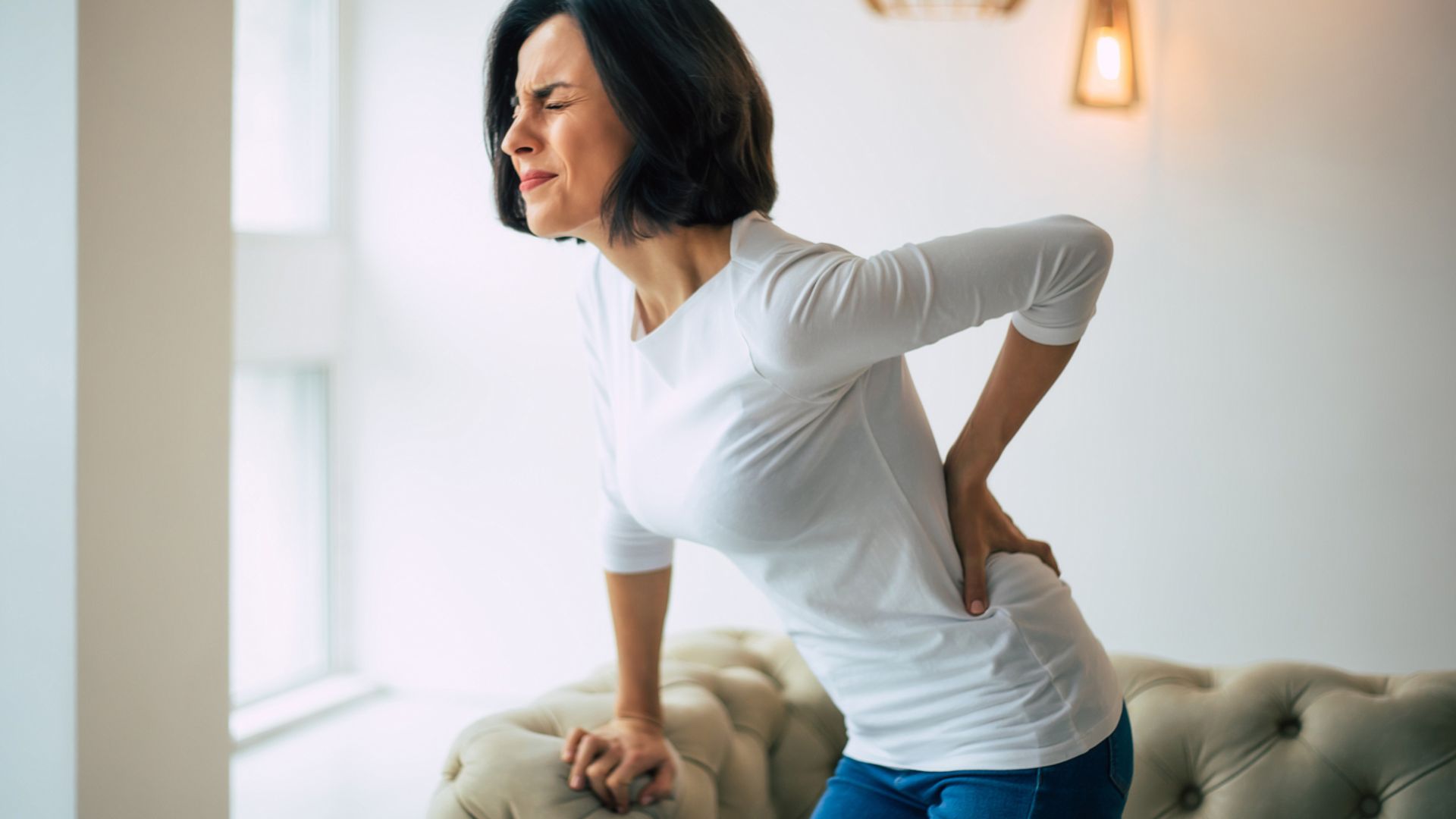 Still in Pain After Giving Birth? Here’s What New Mums in Singapore Should Know About Postpartum Back Pain